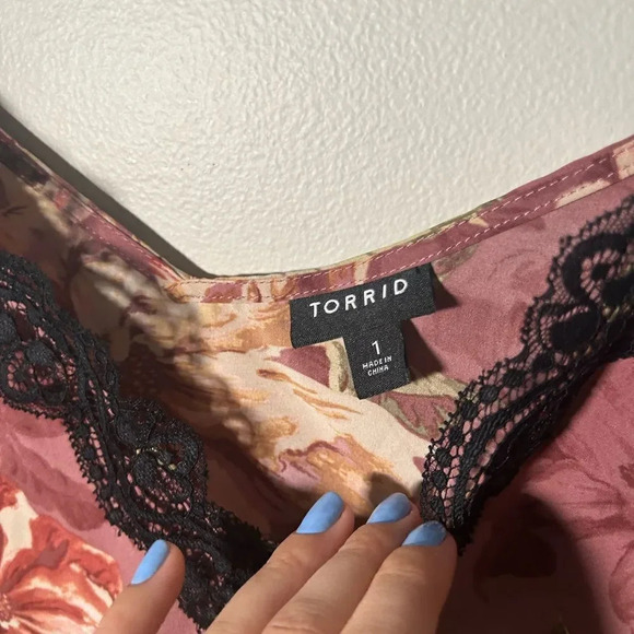 Torrid Chalis Lace Trim Cami 1X - Picture 4 of 5